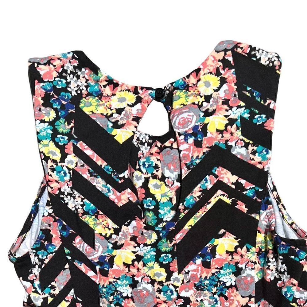 NWT XHILARATION Fit & Flare Black Floral Dress Size Large - Picture 4 of 5